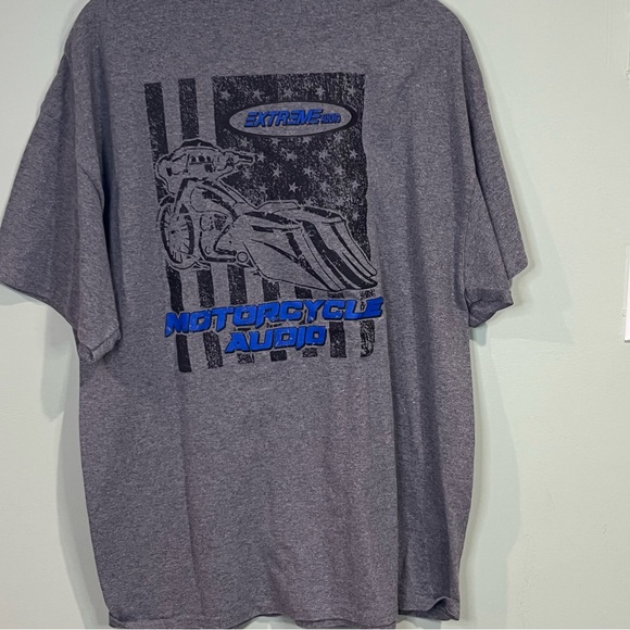 6/$25Charcoal Gray Men's Short Sleeve Tee - Picture 3 of 3